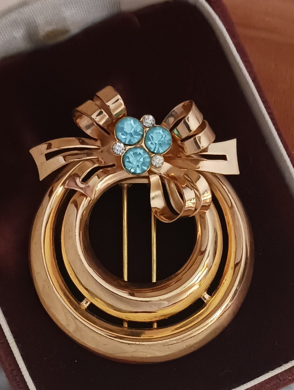 Coro Fur Clip Vintage Bow with Blue Topaz Crystal Accents